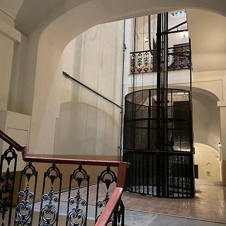 La Finestra Sul Corso Apartment Naples Exterior photo